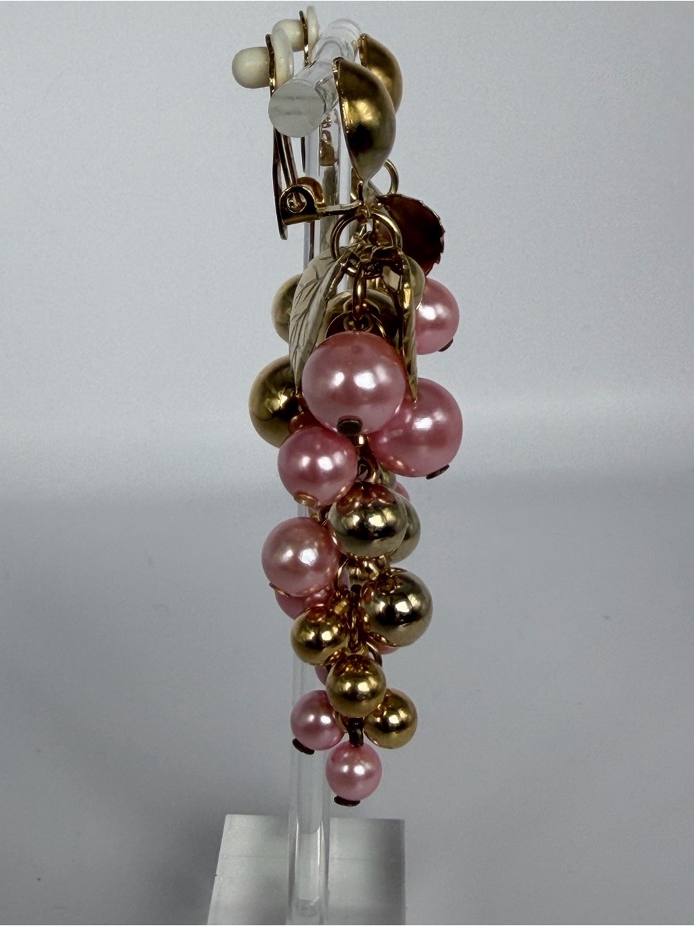 Pretty Pink & Gold Fashion Grape Cluster 3 inch Dangle Clip Earrings VTG Light - Picture 3 of 7